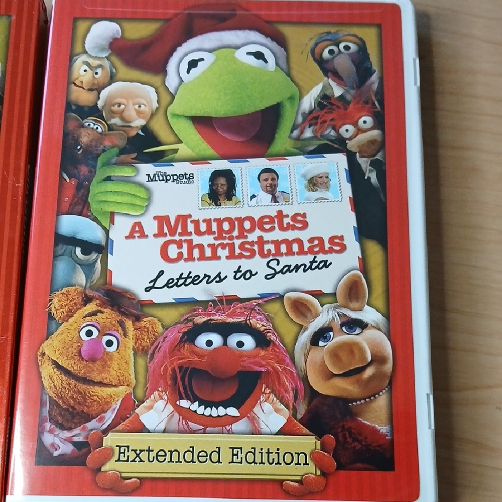 A Muppets Christmas: Leyters To Santa Extended Edition DVD W/sleeve